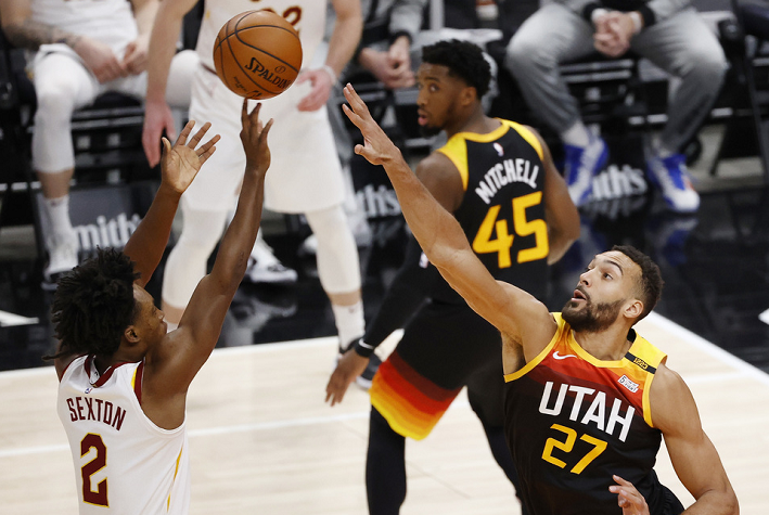 但维尔迪奇全场助攻率爵士取得连胜 但维尔迪奇全场助攻率爵士取得连胜