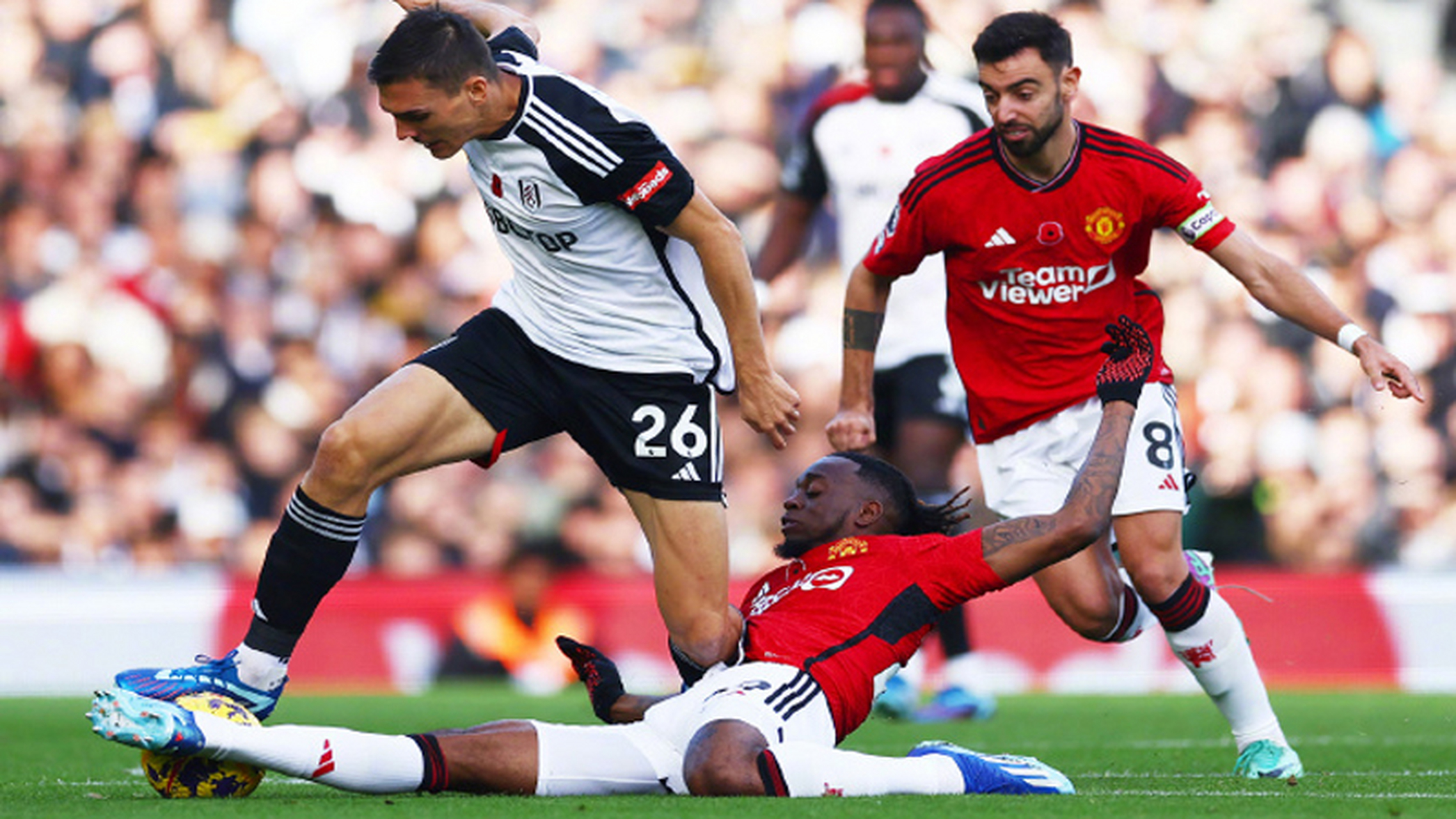 曼联碾压德国，本泽马统治全场