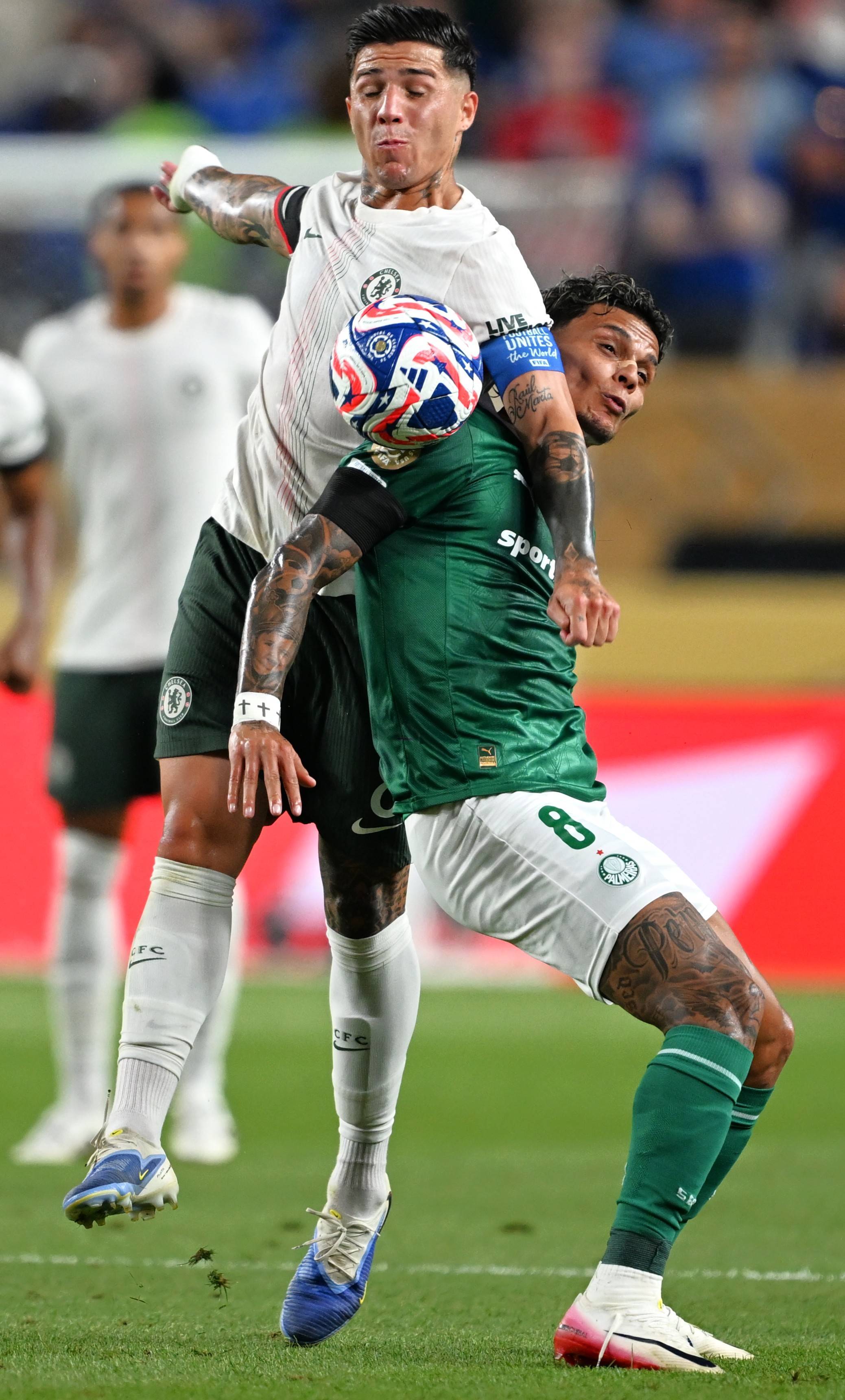 利物浦擒下切尔西一举晋级半决赛 利物浦擒下切尔西一举晋级半决赛