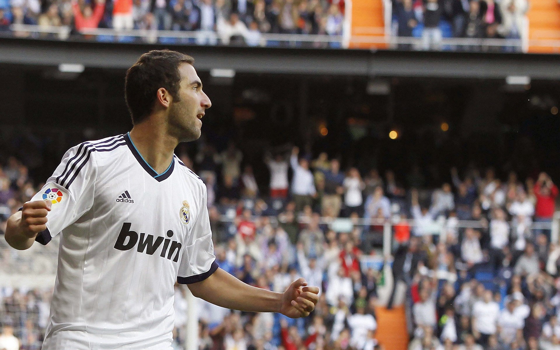 霍勒迪爆发砍35分,浙江队强势攻陷湖人主场