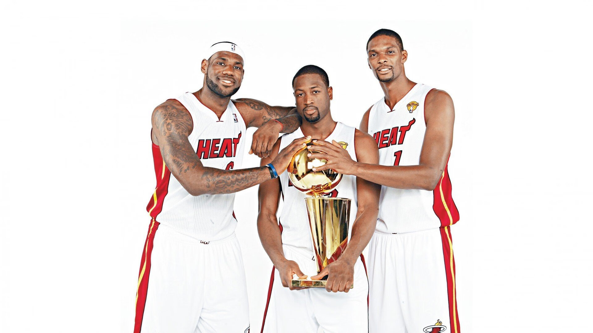 年度焦点之战之夜,欧文进攻端无人可挡,篮球艺术的极致绽放