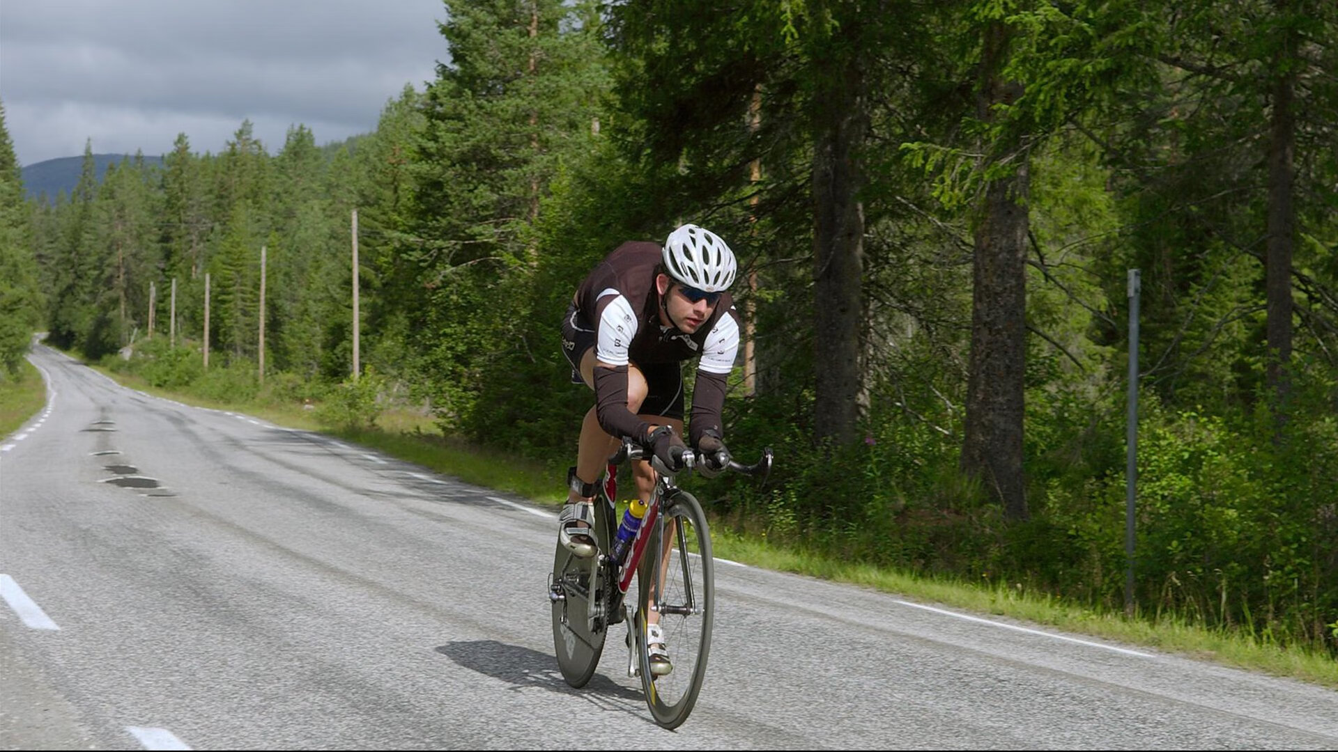 F1新赛季揭幕战焦点战，奇才翻盘老鹰，速度与逆转的双重奏